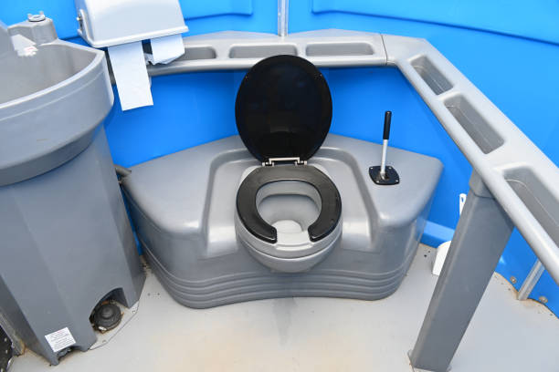Best Portable restroom trailer rental  in Deerwood, TX